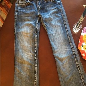 Cowgirl Tuff jeans 👖